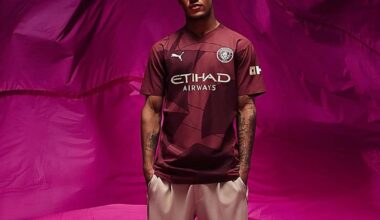 Oscar Bobb leaking the third kit (via @mcfc.lads on ig)
