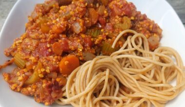 Whole grain apaghetti with lupin bolognese and a side salad.