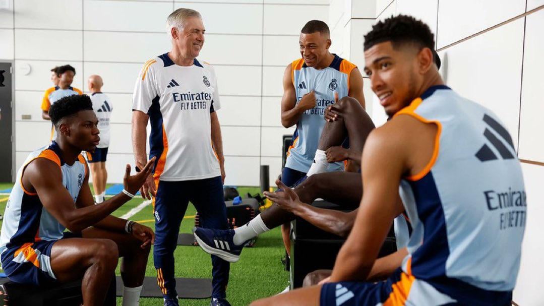 Family FC is back ! Let the cooking begin !