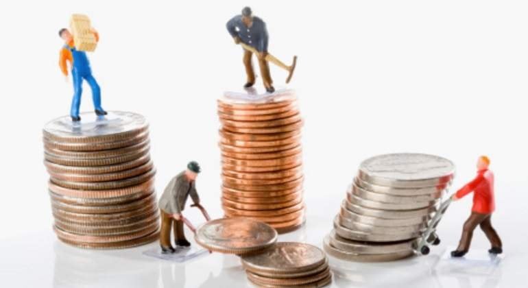 Els empresaris veuen excessiu apujar de 1.376 a 1.500 euros el sou mínim per al 2025