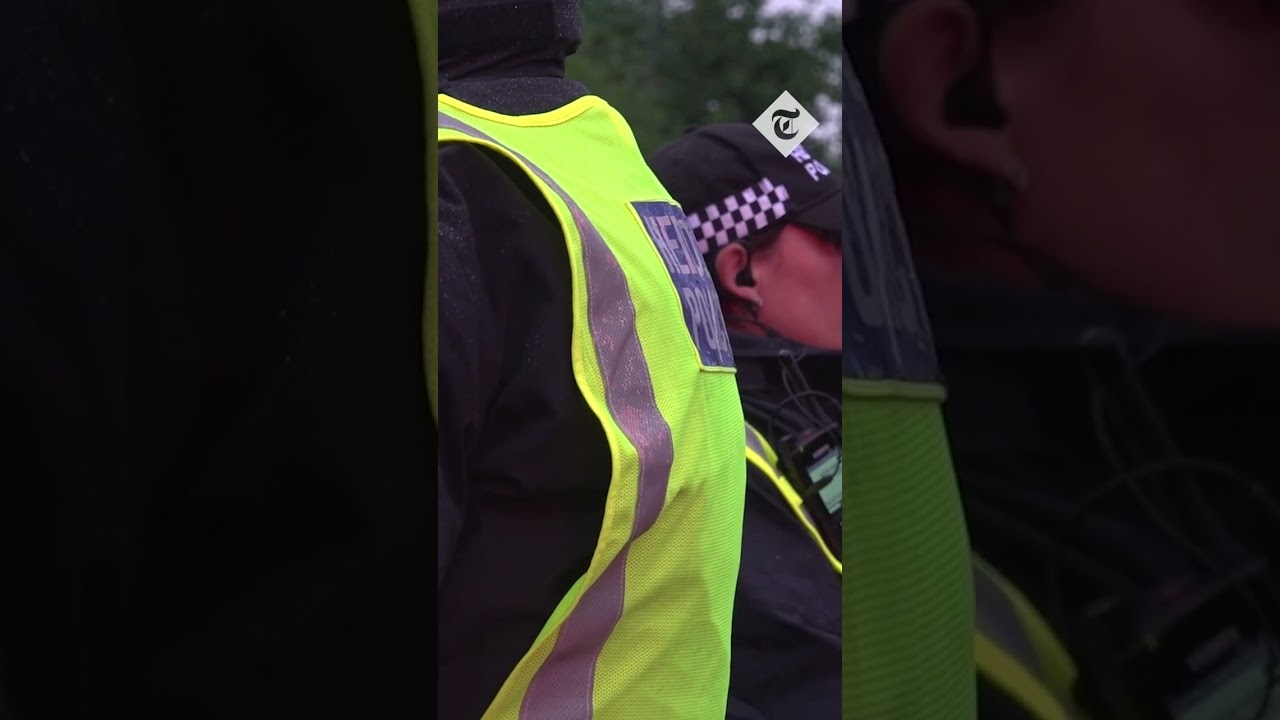 'Nans against Nazis': Far-right protestors outnumbered by mosque defenders in Liverpool
