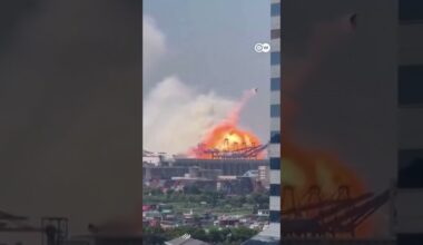 Massive explosion on a cargo ship in China | DW News