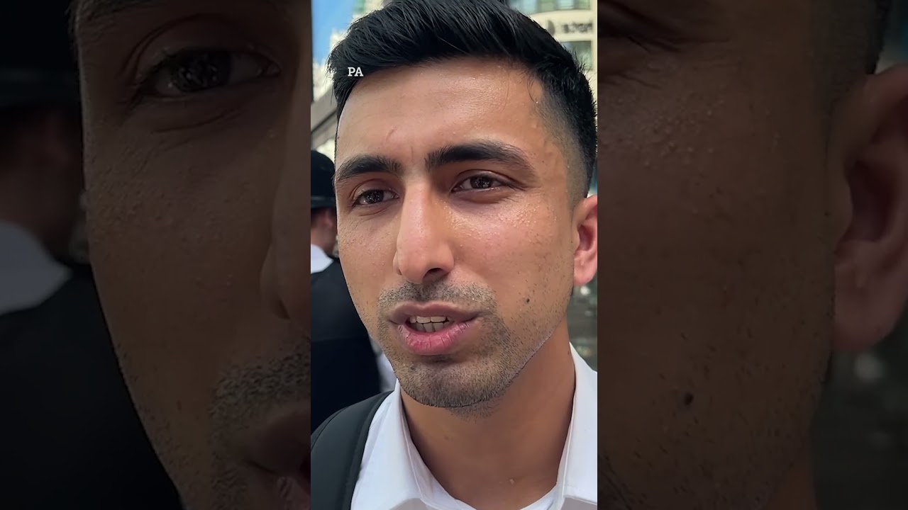 Witness describes jumping on 'knifeman' & kicking away blade after girl stabbed in Leicester Square