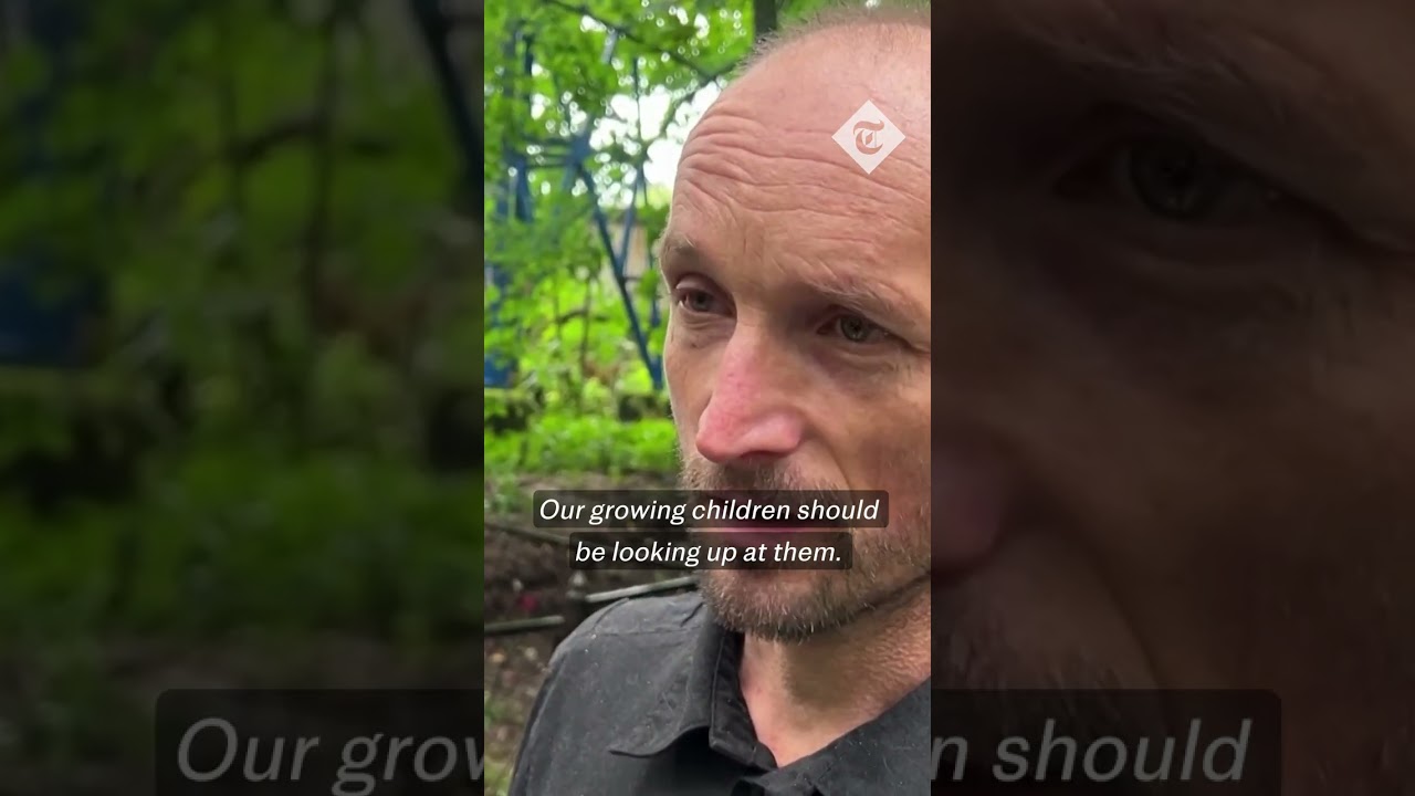 Russians pay respect to mercenary leader Prigozhin one year after his death in aircrash