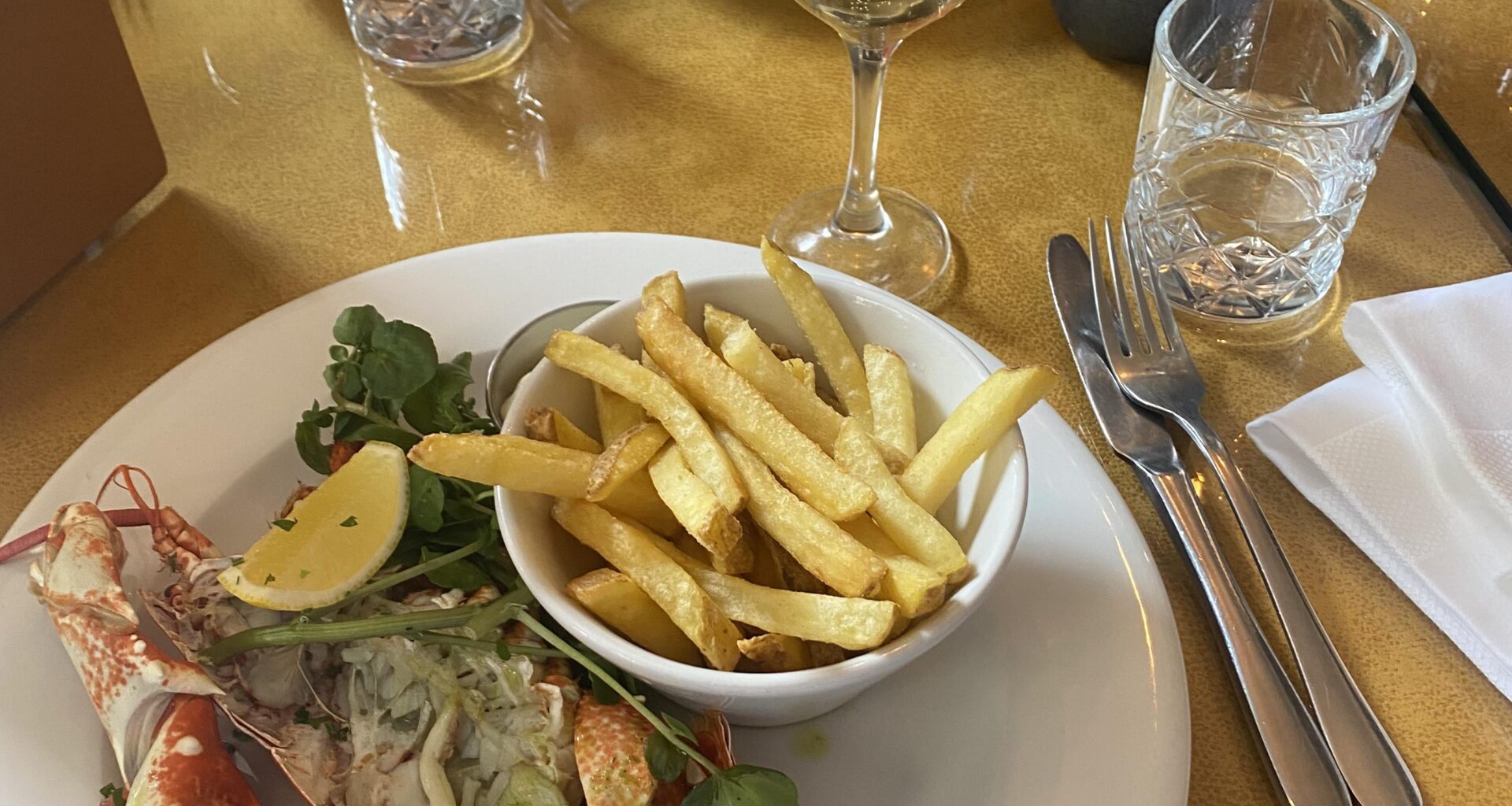[England🏴󠁧󠁢󠁥󠁮󠁧󠁿] garlic butter lobster, mussels & champagne