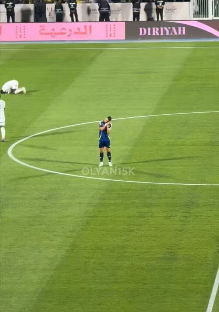 Cristiano Ronaldo a preparar-se para atacar Luís Castro com um "Go To Sleep"