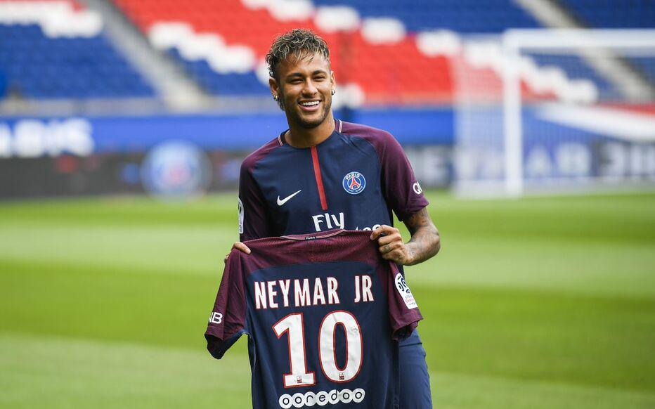 7 years ago my favorite player came to my favorite club👑
