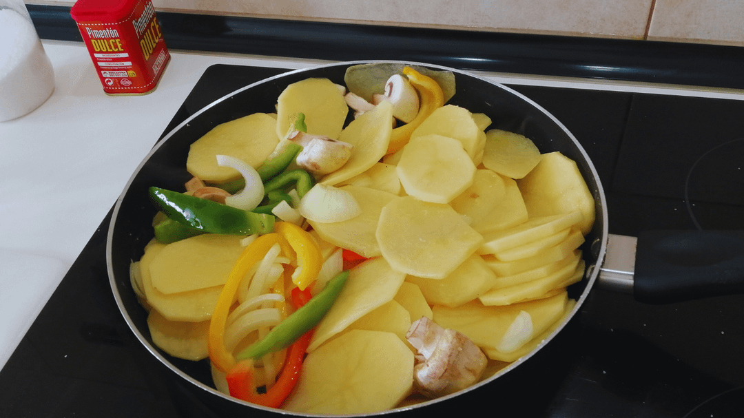 Fried Potatoes with Mushrooms, Onions and Peppers