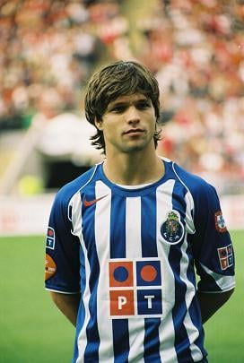 Qual é que foi o jogador que o teu clube comprou e tinhas mais expectativas, mas depois não resultou? Eu começo: