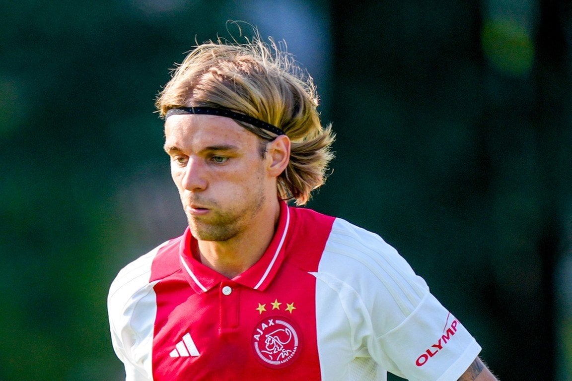 [VI] Clubs want Ajax defenders on loan; Sosa (Torino), Medic (VfL Bochum) and Wijndal (PSV). But, Ajax are only interested in permanent transfers for these players. Rugani (Juve) still wants to come to Ajax, but has to wait until players are sold first