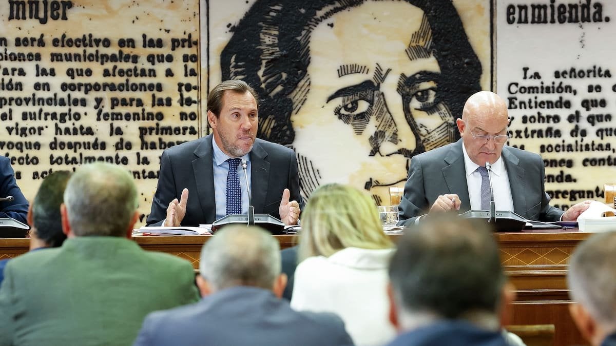 Puente dice que la auditoría de Transportes sobre el 'caso Koldo' constata el fraude en la compra masiva de mascarillas y cesa a un alto cargo