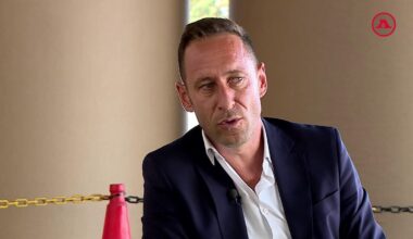 ENTREVISTA A BOLA a Artur Soares Dias «Se soubesse que Pinto da Costa lá estaria, teria maior precaução»