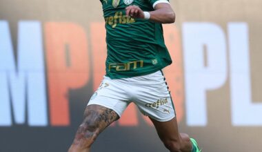 [Antena2RCN] In the last hours,  PSG has decided to submit a 20m offer for Richard Rios. The club reported that Rios would arrive in Paris at the end of the year