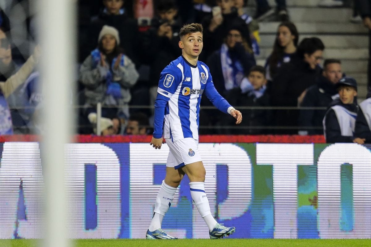 [Abola] Deal is done. Francisco Conceição to Juventus on loan with a 30M€ option to buy.