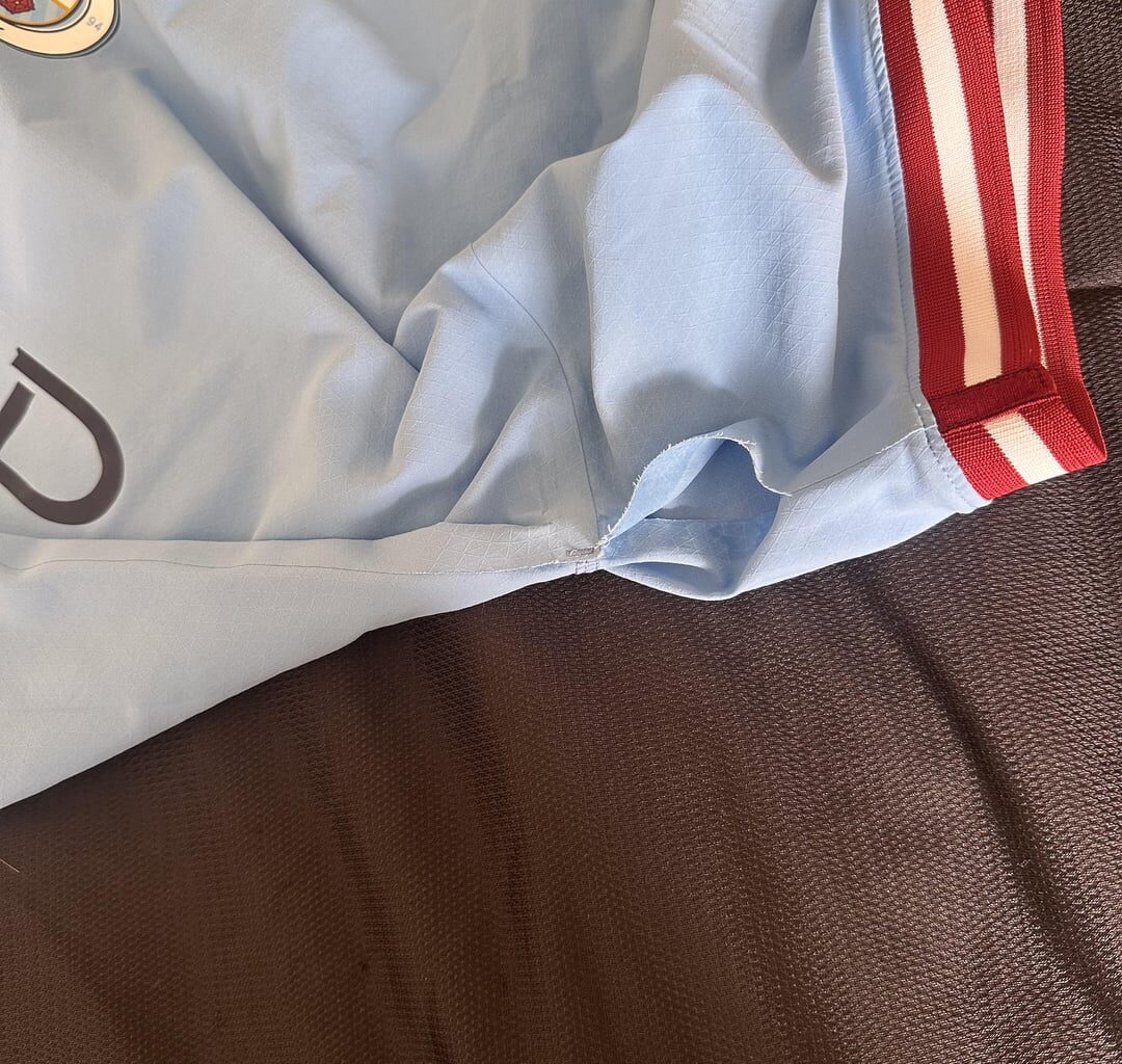 Help with Authentic Kit 22/23