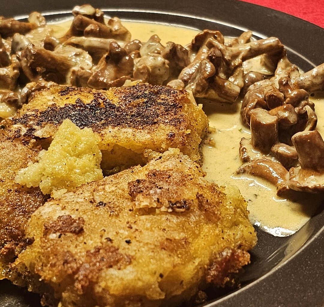 Freshly harvested chanterelles, with leftover polenta cut and fried in slices [instructions in the captions starting with the last picture]