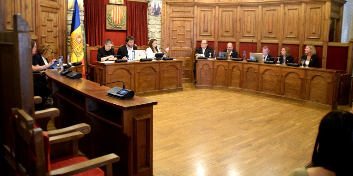 Hi han més articles avui -08/23/2024. Aqui estan tots els titulars que he trobat...