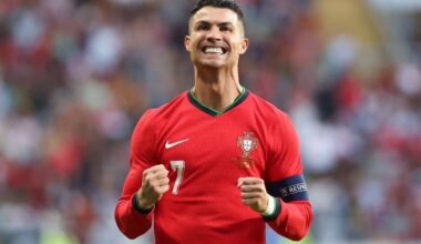 [ABola] Cristiano Ronaldo: "Dizem que estou acabado. E o meu passado?"
