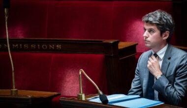 Les députés macronistes débattent d'un programme législatif en vue d'une éventuelle coalition avec d'autres forces politiques