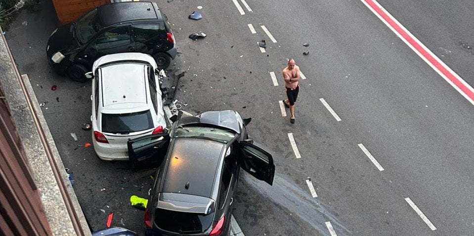 Hi han més articles avui -08/26/2024. Aqui estan tots els titulars que he trobat...