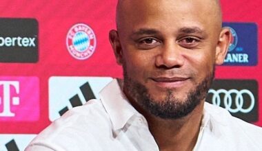 Vincent Kompany on reports of Matthijs de Ligt being his #1 defender before being sold by the club: “It would've been so stupid of me to say something like that”. “It wouldn't fit with what we've planned for the entire squad. It makes no sense”.