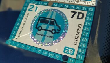 Govern preveu cobrar una taxa a les fronteres a cada vehicle amb turistes per reduir la massificació