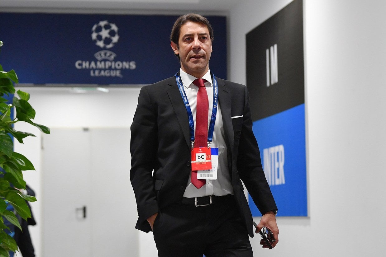 Benfica repudia castigo a Rui Costa: «Timing que muito se estranha» :: zerozero.pt