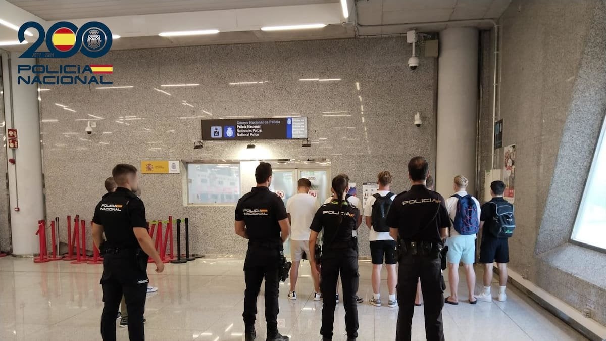 Detenidos nueve turistas holandeses que realizaron un butrón en sus habitaciones de hotel en Mallorca