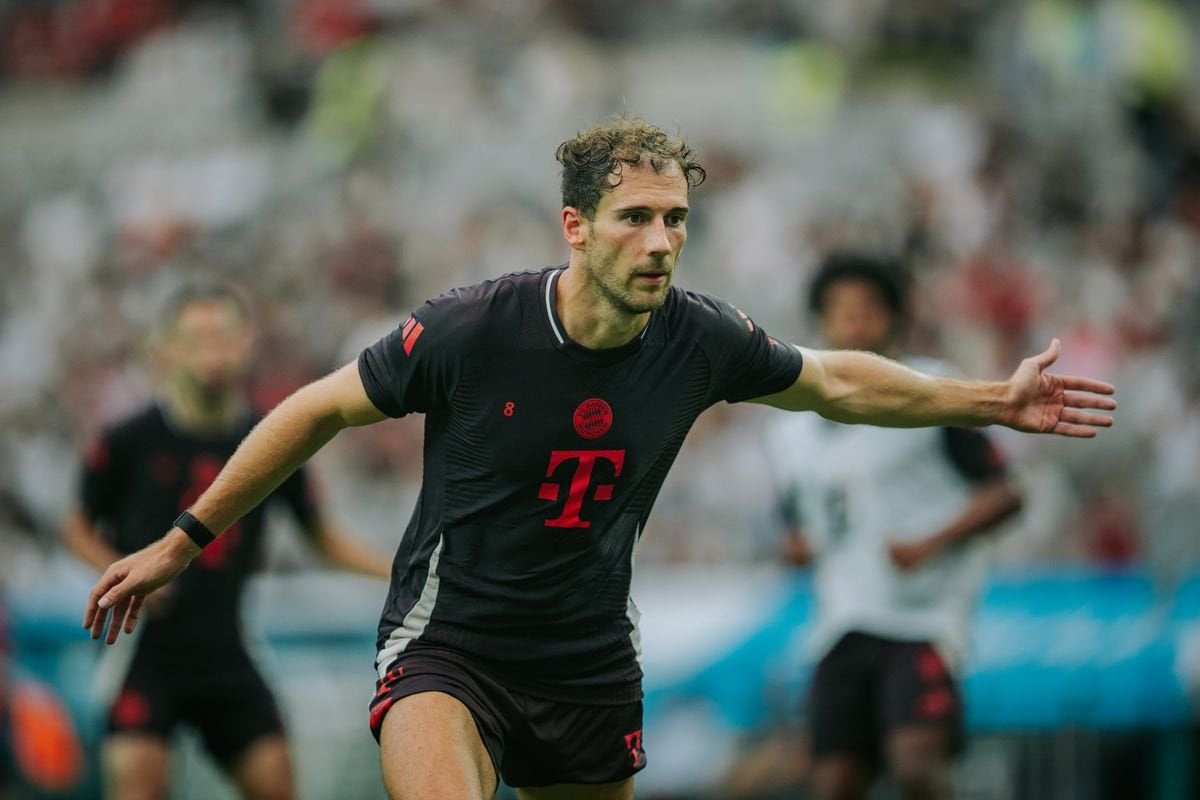 Goretzka, who was healthy and fit to play, sat on the bench for 90 minutes against Tottenham & has practically no prospects in Munich. He must now decide if he wants to fulfill his contract, even though he no longer plays a major role in the club's plans