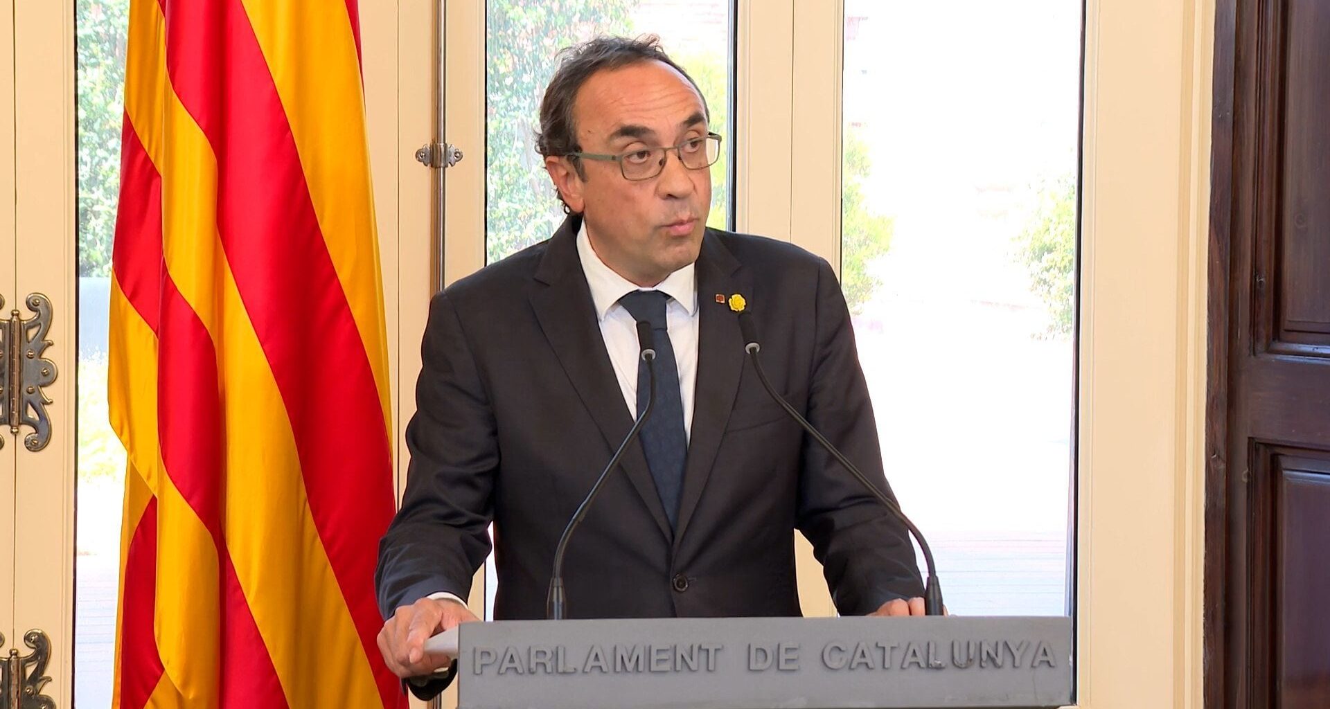 Rull propone el pleno para investir a Illa este jueves mientras Junts exige su suspensión si Puigdemont es detenido