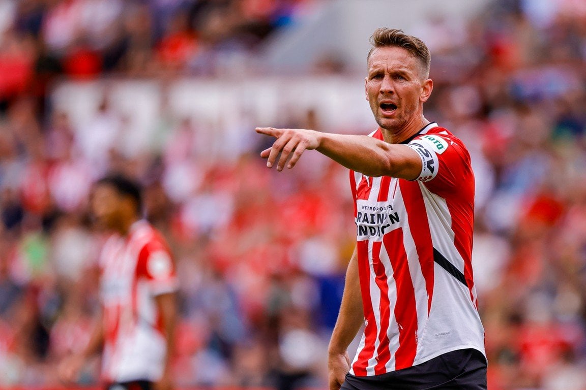 PSV mist Mauro Junior en Boscagli tegen Feyenoord, Luuk de Jong ziek