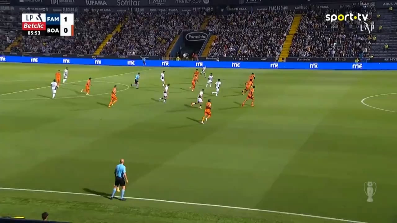 Golo de calcanhar de Gustavo Sá (Famalicão) vs Boavista