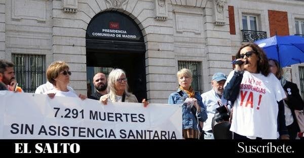 La exclusión hospitalaria de mayores durante el covid en Madrid precedió a la existencia de protocolos