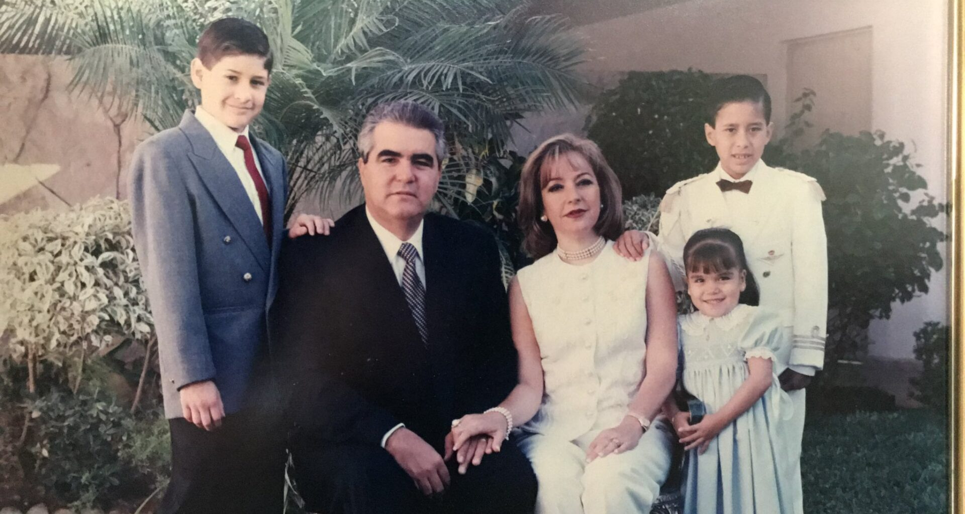 La dona d'un difunt polític de Sinaloa no aclareix si renuncia a la multimilionària fortuna que està embargada a BPA per blanqueig