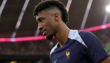 [Plettenberg] FC Bayern, now also open for a loan deal of Kingsley Coman with an option or obligation to buy.   Paris Saint-Germain still interested in Coman with ongoing talks. PSG informed about the option of a loan.   Not advanced yet and no final decision.