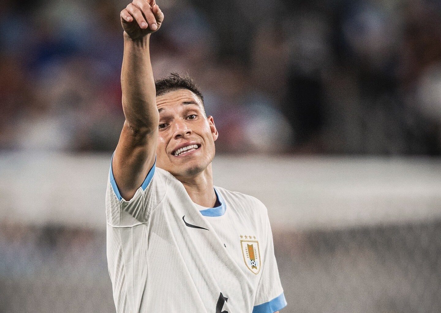 Fabrizio Romano: Manuel Ugarte again OUT of PSG squad for this weekend, exactly as one week ago. His move to Manchester United is at the final stages, almost completed.