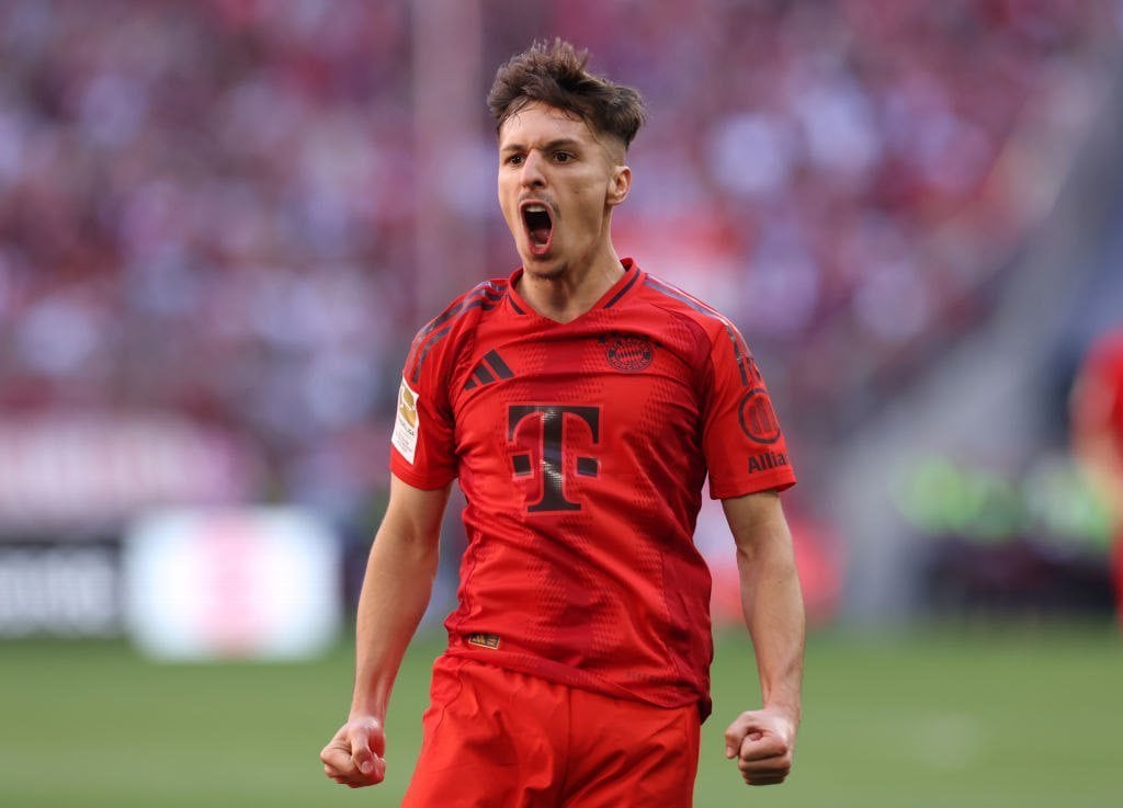 Bryan Zaragoza is set to join Valencia on loan. Bayern will pay 50% of his salary (estimated at around €7m/year) during the loan. There's still one detail left - Valencia owner Peter Lim has not given his final approval yet