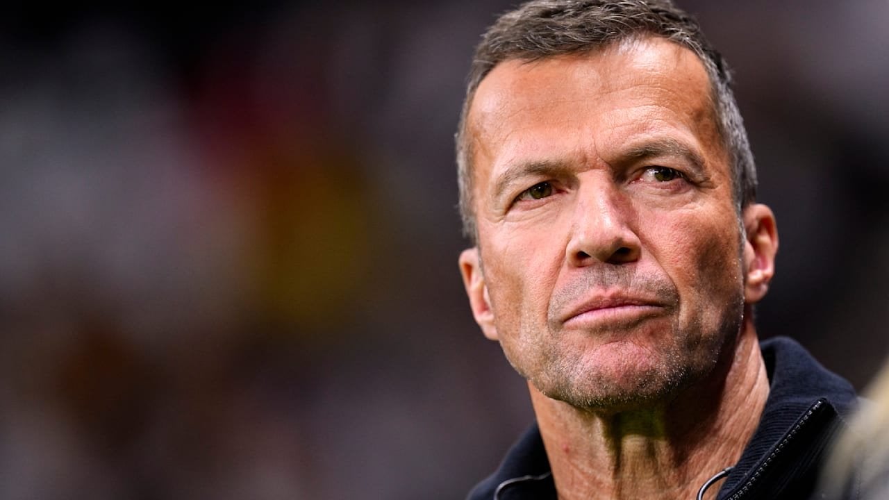 Lothar Matthäus on Uli Hoeneß weakening Bayern's bargaining position via his public statements: "Harry Kane became more expensive (€95m) due to his comments on Tottenham. Now he's making Bayern players cheaper with comments about sales. The buyers can afford to wait, they knows Bayern must sell"