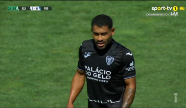 Académico de Viseu 1-0 FC Porto B - Yuri Araújo 24' (golaço)
