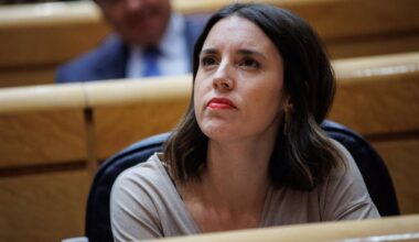 Irene Montero critica que Sánchez defienda las devoluciones de migrantes irregulares: "Son racismo institucional"