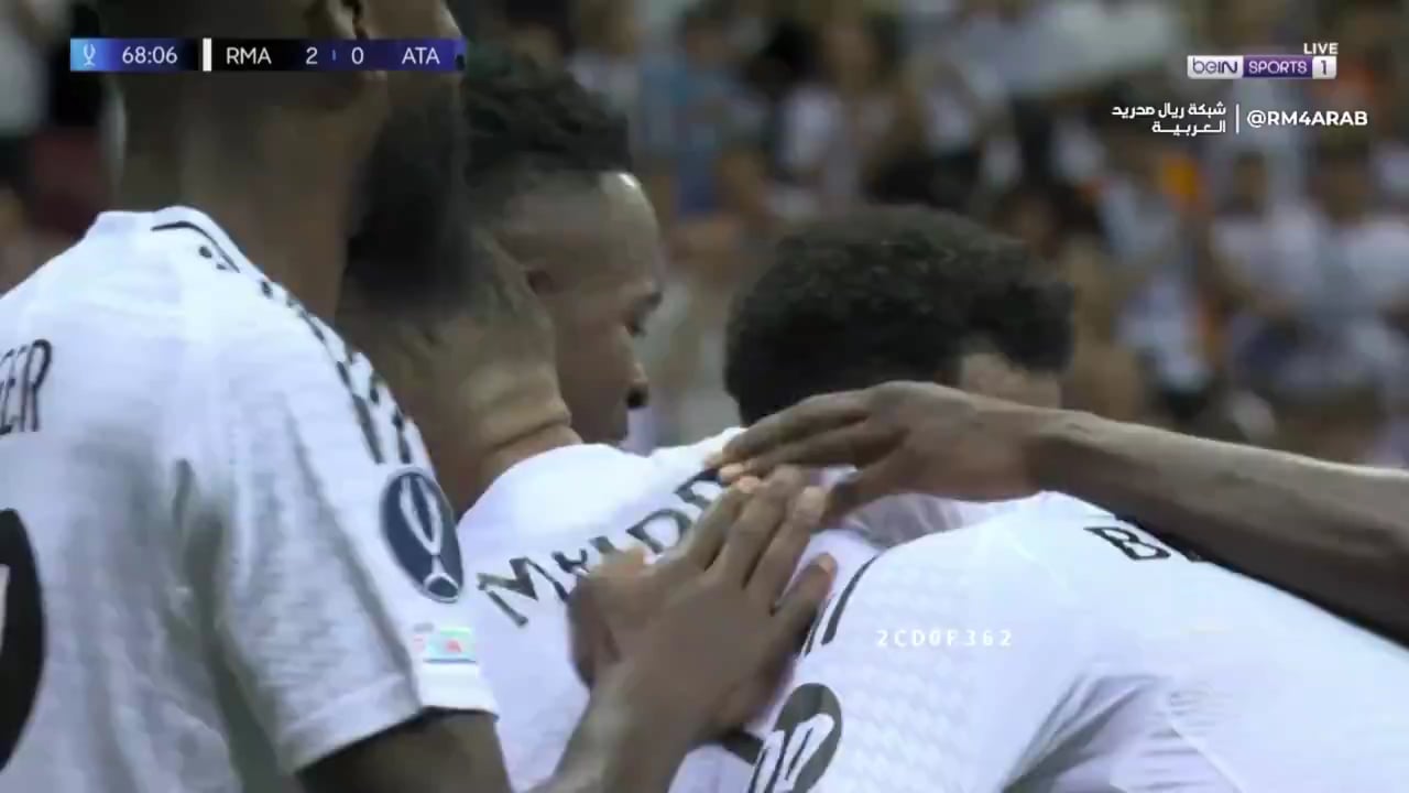 Mbappé got the Rüdiger treatment 😂