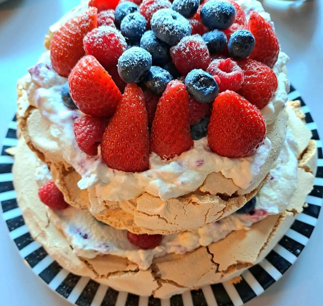 Mixed Berry Pavlova