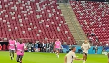 Possible Camavinga injury after collision with Tchouameni (did walk off with some Real Madrid staff without needing assistance, possible knock)