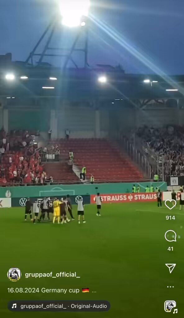 Pauli Fans singen „Nie wieder Deutschland“ nach dem Sieg gegen Halle