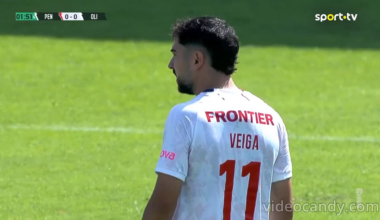 Os 3 golos da Oliveirense em 9 minutos que ditaram a saída do guarda-redes Manuel Baldé.