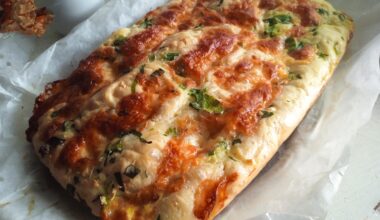 Garlic bread with cheese