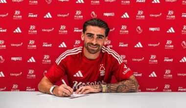Um conquistador em Inglaterra: Jota Silva apresentado no Nottingham