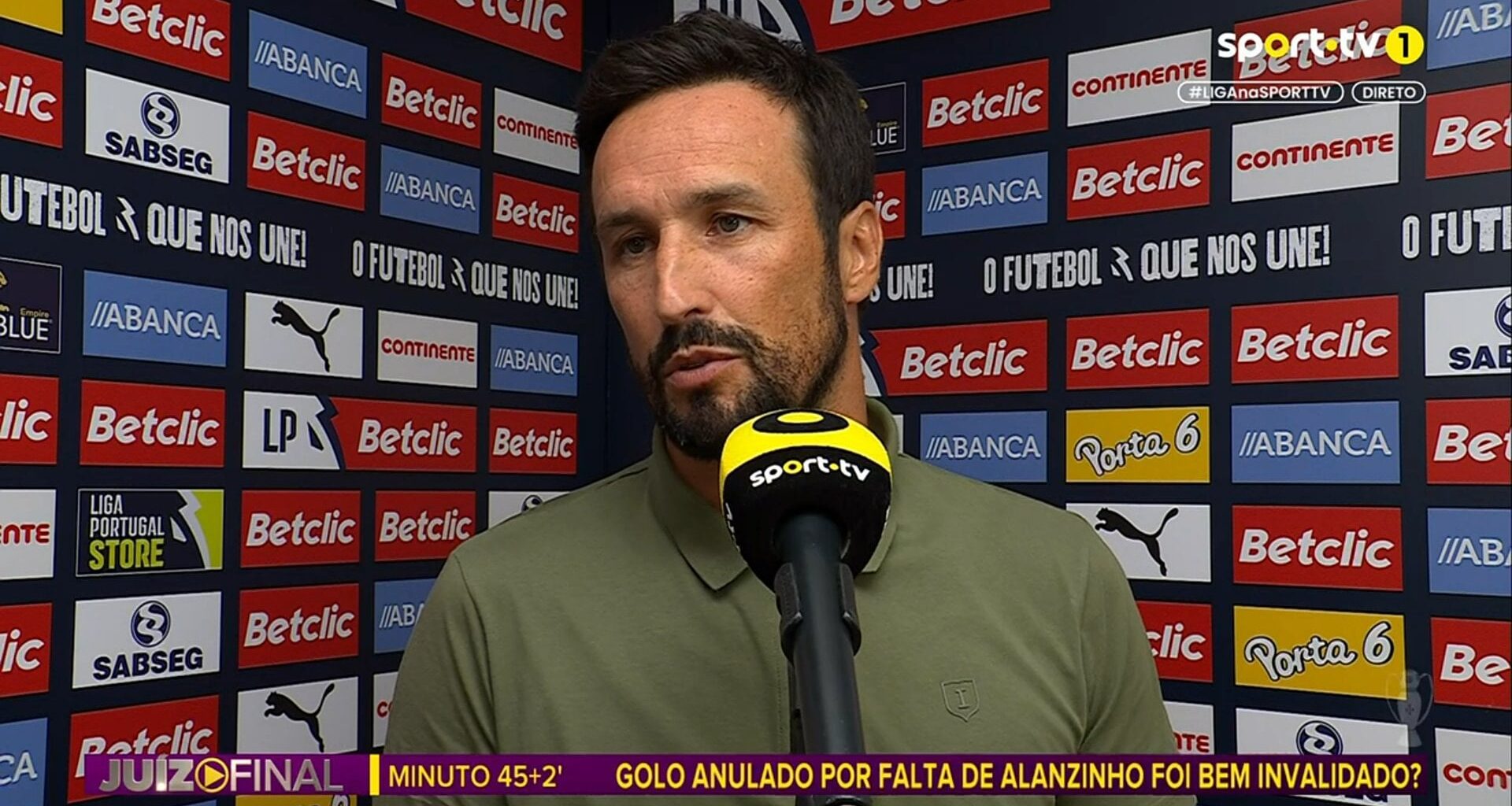 César Peixoto: "Nem sou muito de falar de árbitros, mas hoje foi claramente uma questão de não nos deixaram ganhar. Penso que tem que haver mais respeito pelo Moreirense."