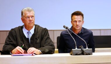 [Causa Riemann] Erster Verhandlungstag verläuft ergebnislos: Laut dem VfL habe es vor dem Relegationsspiel gegen Düsseldorf verbale sowie fast körperliche Verfehlungen Riemannns gegeben - Nächster Gerichtstermin findet im November statt