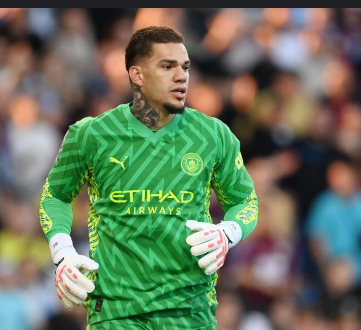 Ederson has now scored two penalties against Madrid and United, making us champions of the FA COMMUNITY SHIELD